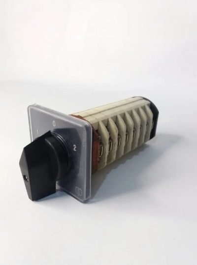 CHAVE REVERSORA SEMITRANS U8/16E+FS 8 POLOS 660V - Imagem 2